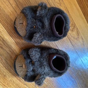 LLBean Toddler bear slippers size 7-8